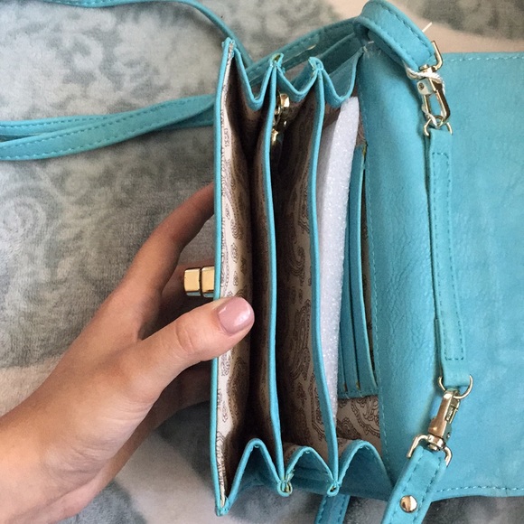 Purse - Picture 2 of 2